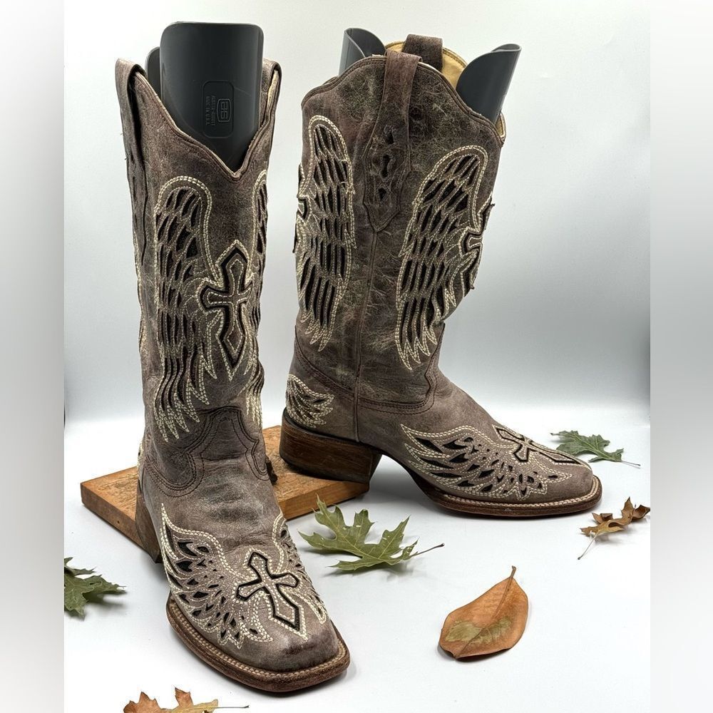 Corral Vintage Women's Sequin Wings & Cross Embroidery Boots
